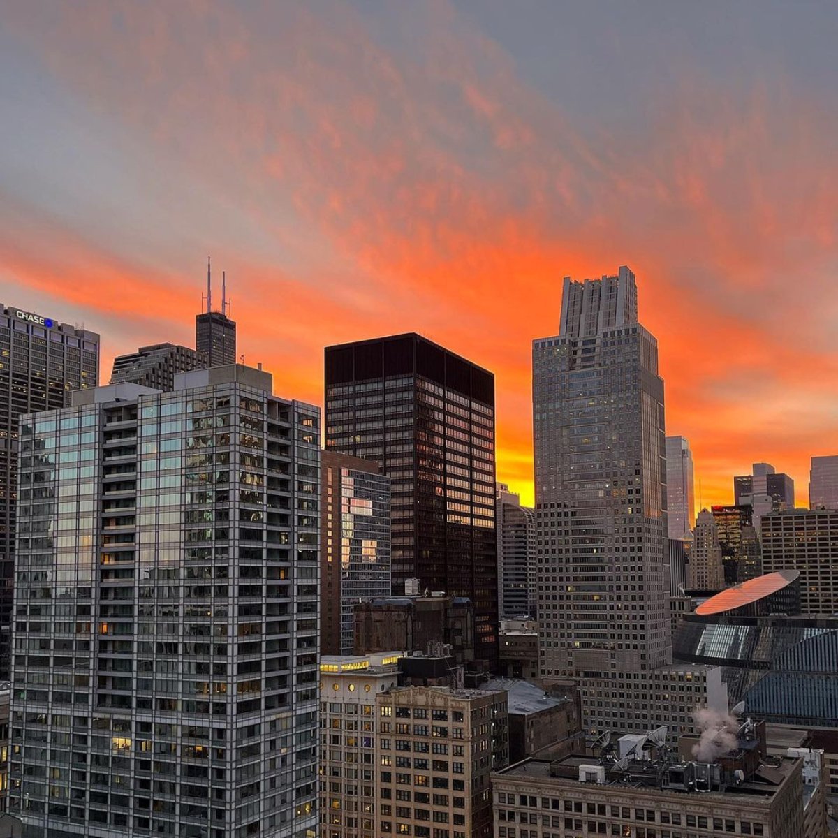 Virgin Hotels Chicago tweet media