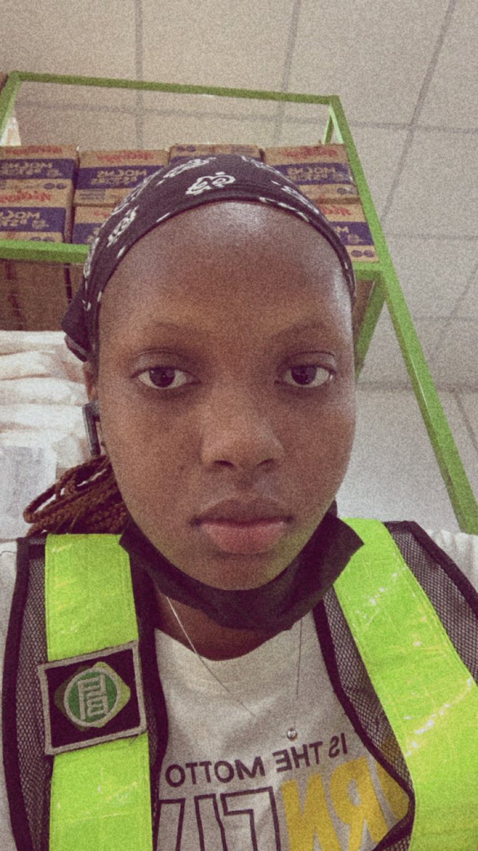 bisolajasmine's tweet image. Back at doing what I love ❤️ #LFBI #volunteer