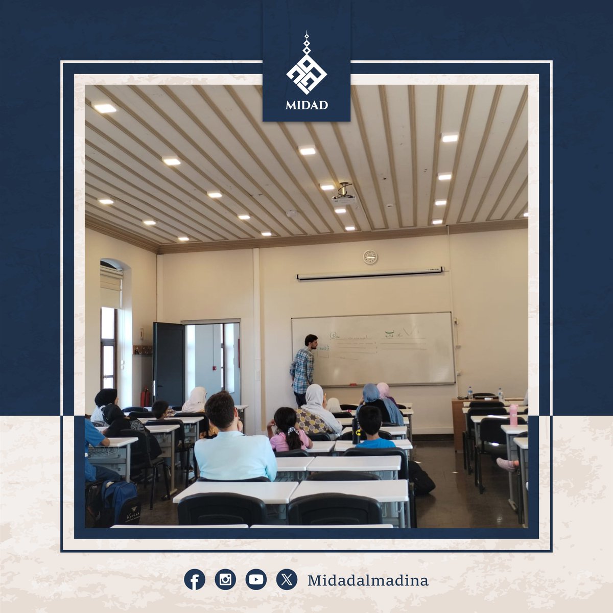 midadalmadina's tweet photo. Learning Arabic calligraphy isn't just about beautiful writing! It improves focus, memory, and cultural appreciation.
#Midadalmadina #ArabicCalligraphySkills #extracurricularactivity #MidadArabicSummer2024 #MidadSummerPrograms #arabic #education #InteractiveLearning https://t.co/C6KPp5U0Oo