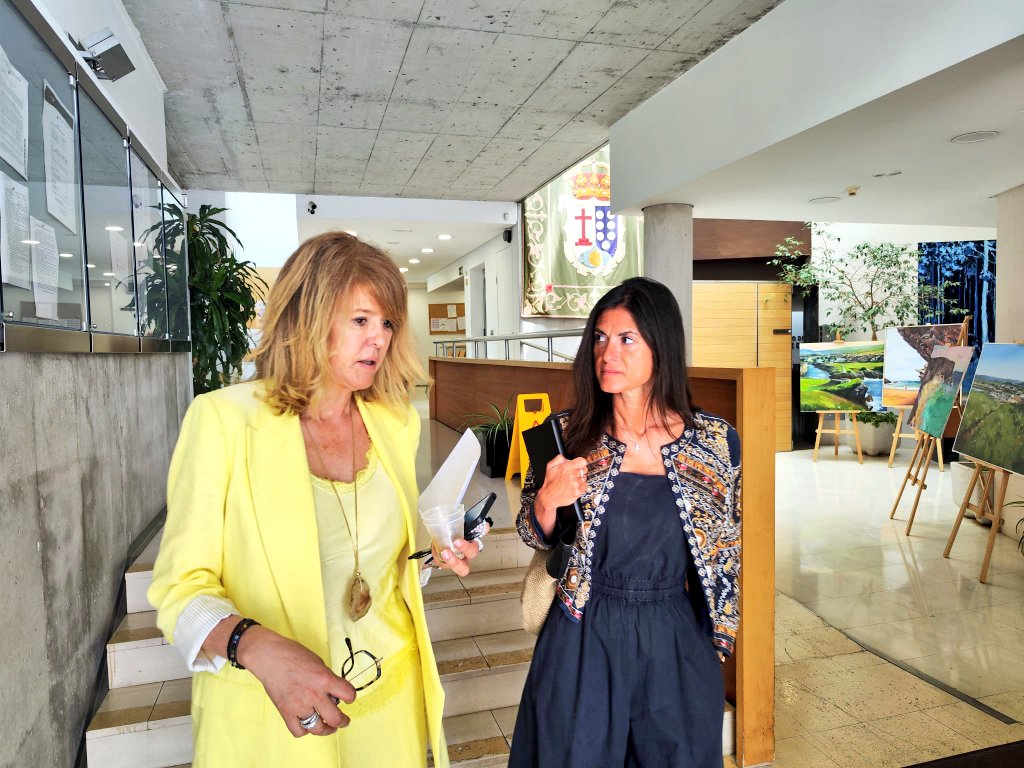 Hoy nuestra presidente, <a href="/lauravelascogut/">Laura Velasco</a>, junto a otros miembros del CEP, han mantenido una reunión con <a href="/b_a_manuela/">Manuela Bolado</a>, teniente alcalde de #Bezana.

Orgullosos de Manuela y Javier por el gran trabajo que están realizando y demostrando que se puede hacer otro tipo de política.