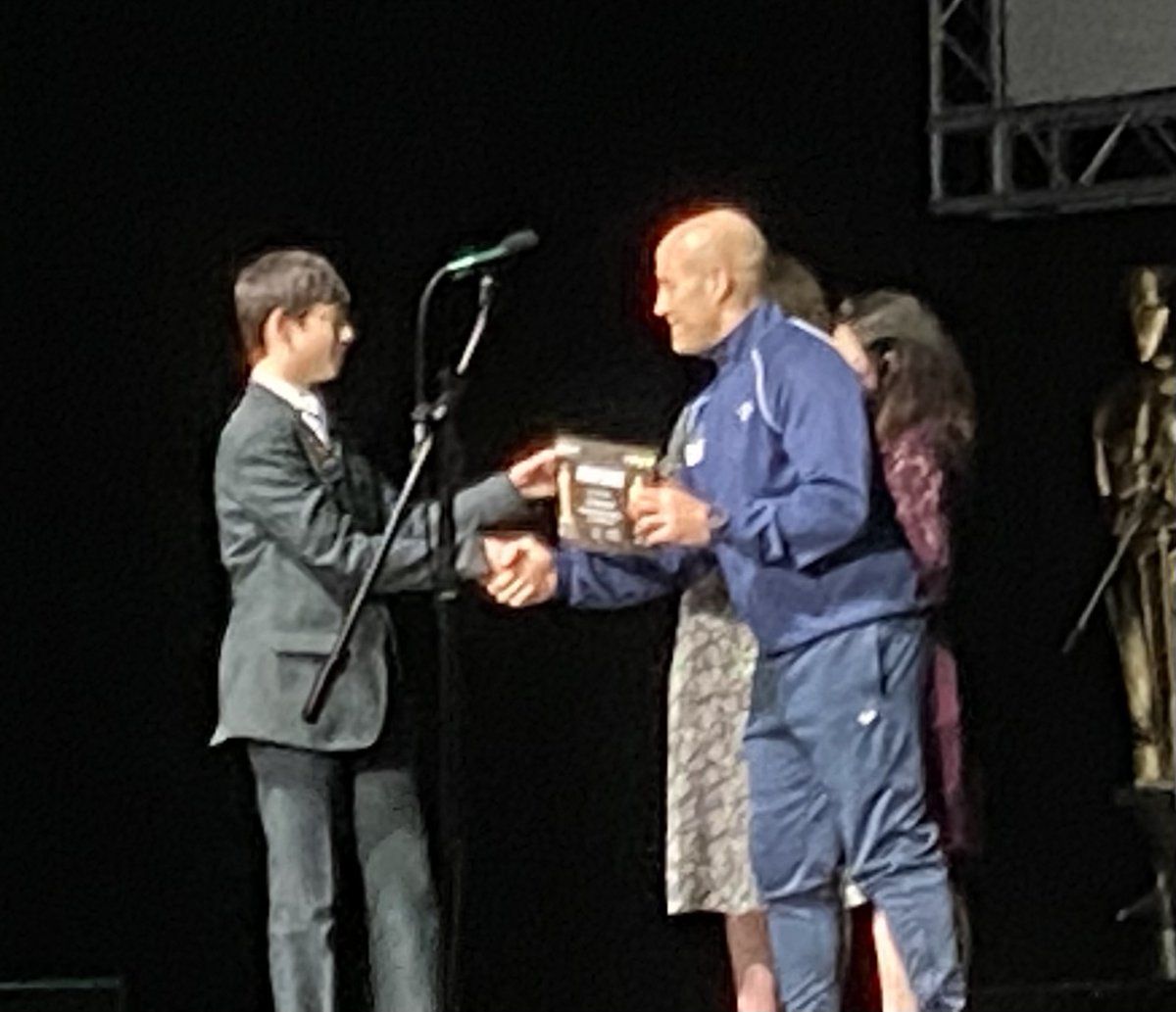 Kingswood_Acad's tweet photo. Attendance awards continue on following an amazing performance on the drums from Alex.

#OutstandingLearning
#AcademyAwards
@AETAcademies https://t.co/KYhqm1K0Z4