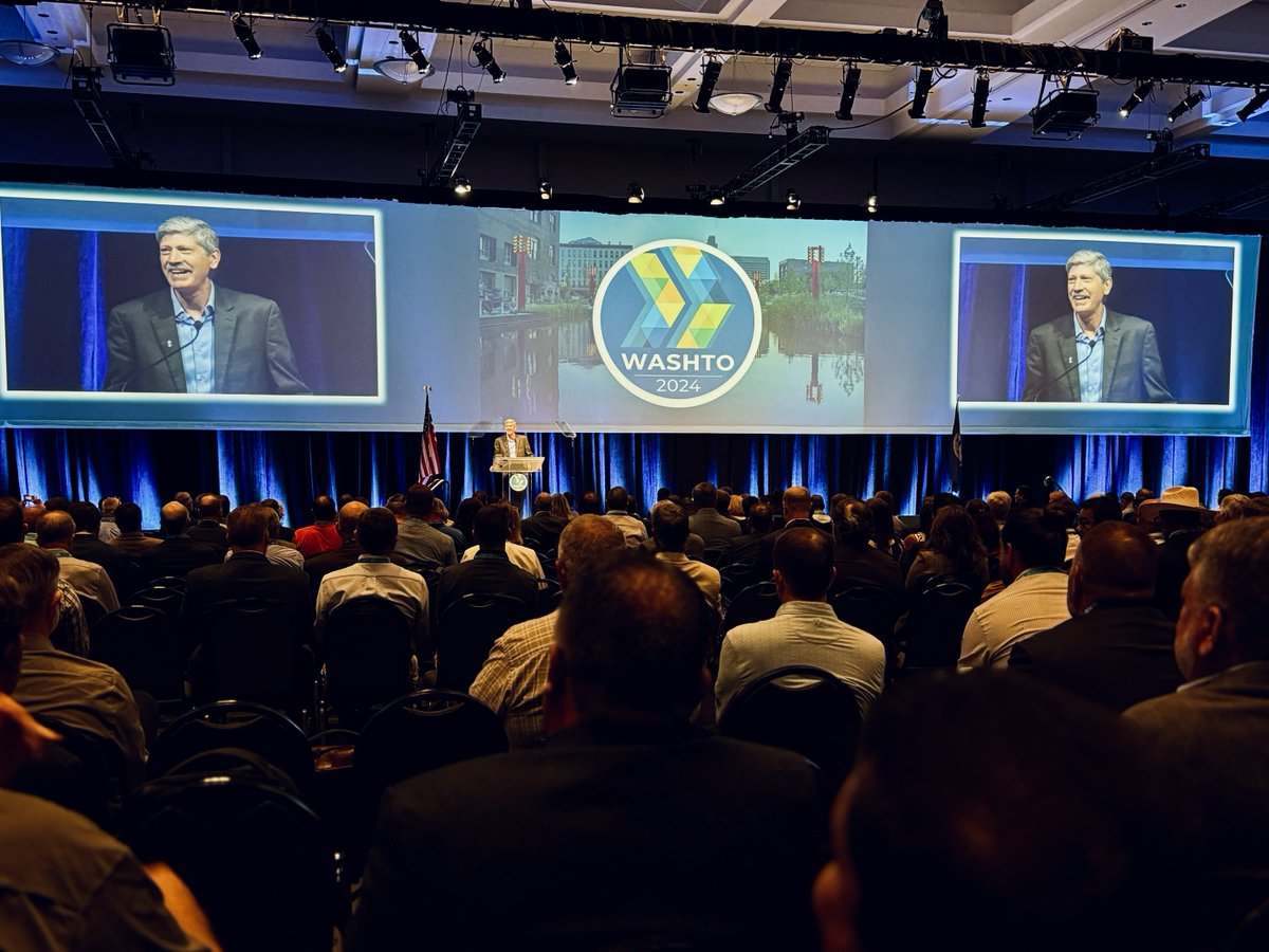 KahuaInc's tweet image. Kahua&apos;s AJ Waters is attending #WASHTO Conference July 7-10! We&apos;ll be diving into presentations from the Nebraska Department of Transportation &amp;amp; the U.S. Department of Transportation. Last night, attendees enjoyed a fantastic reception at Omaha&apos;s Henry Doorly Zoo and Aquarium! 🐠