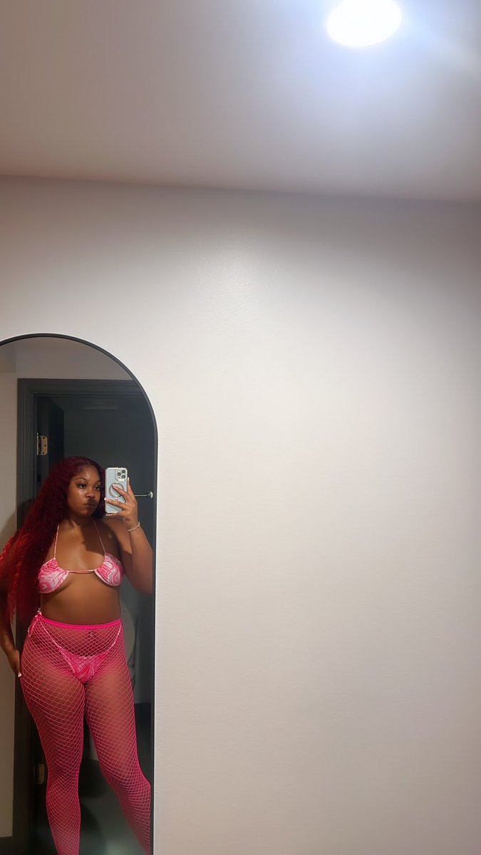 Icecoldhoeee's tweet photo. Red heads do it better muah 💋 https://t.co/MzDcwcfCSM