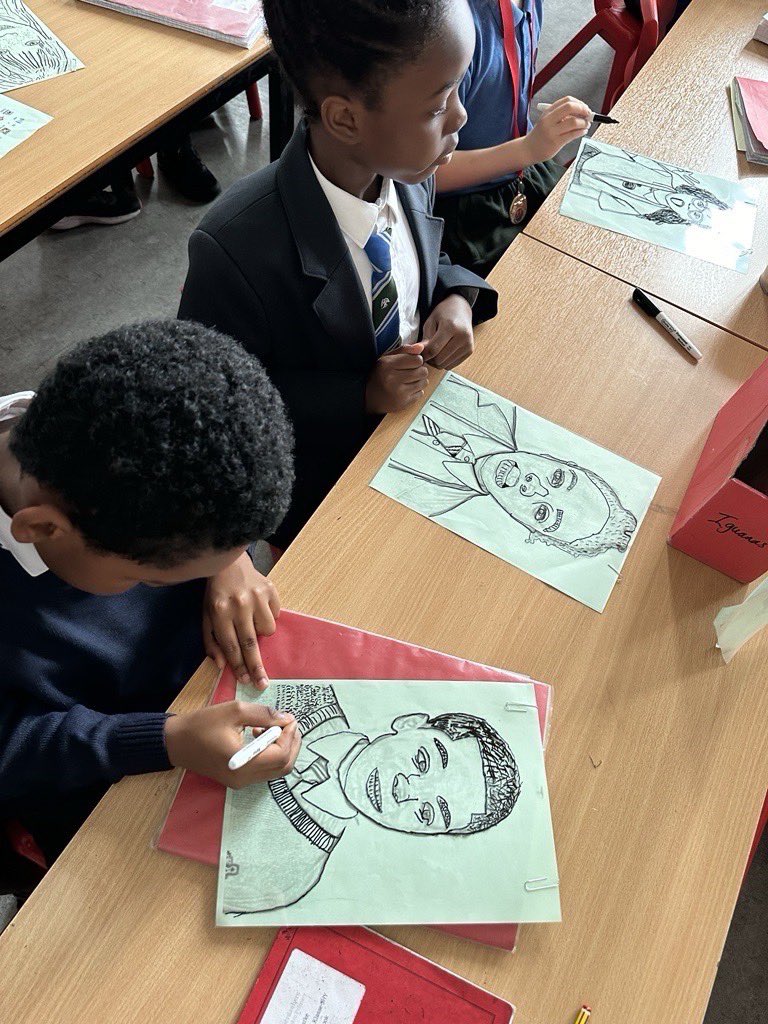 Our children celebrating Art Week through rich discussions, gallery visits &amp; portrait work! We can’t wait to see the final product. 🎨🖌️