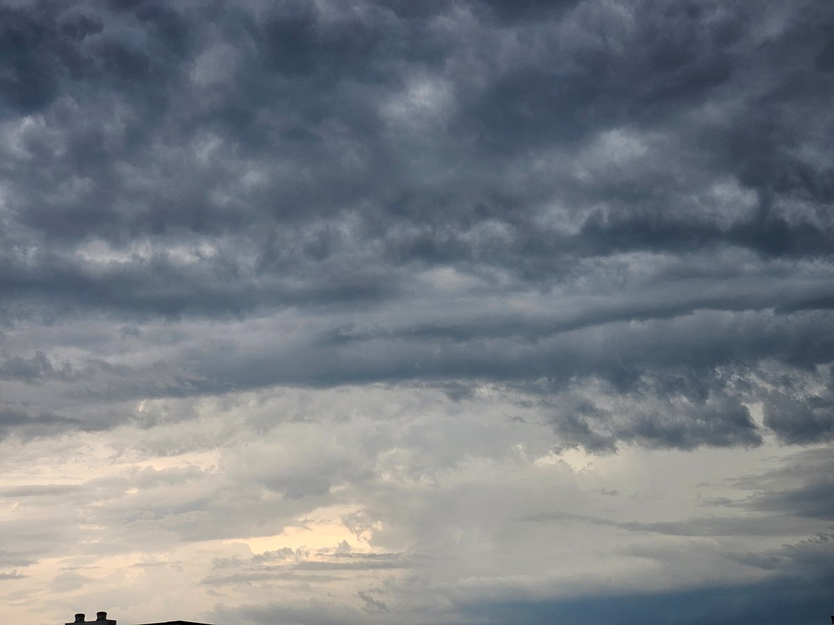 boymama1982's tweet image. Regen, wind, flitsen, onweer...
#Veenendaal 
#noodweer
#codeora