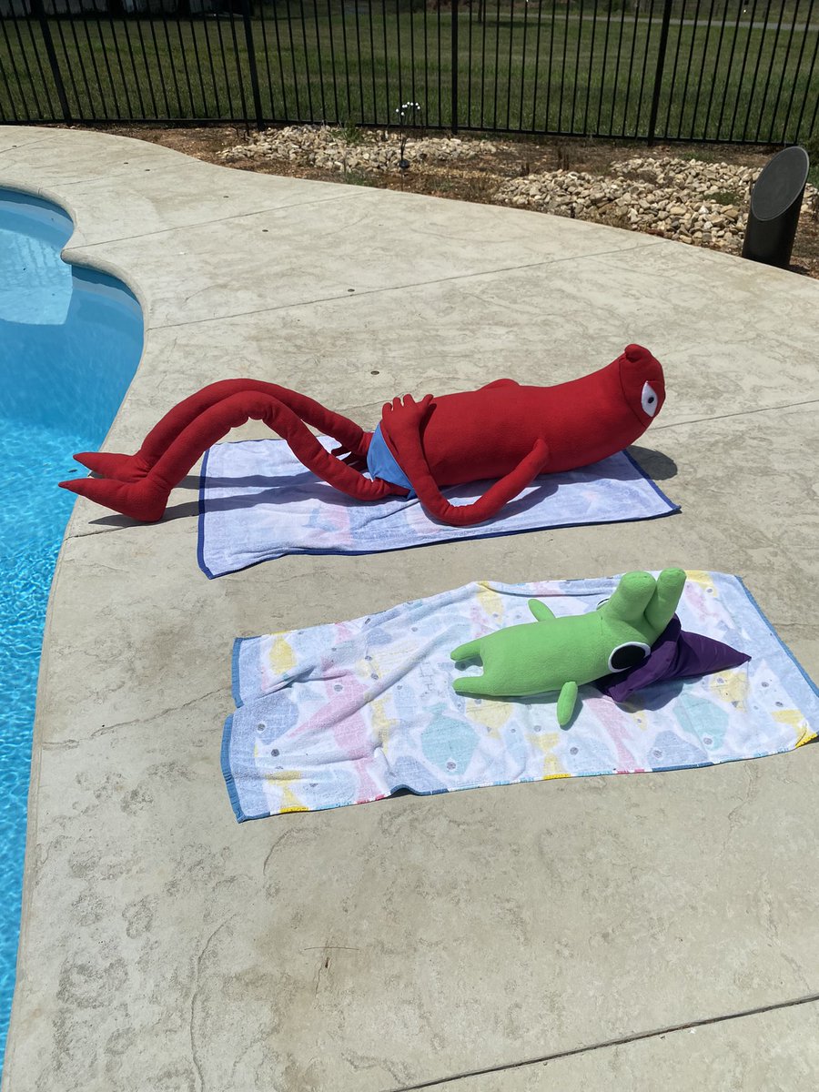 basicallyedd's tweet image. hanging out at the pool for glep’s birthday