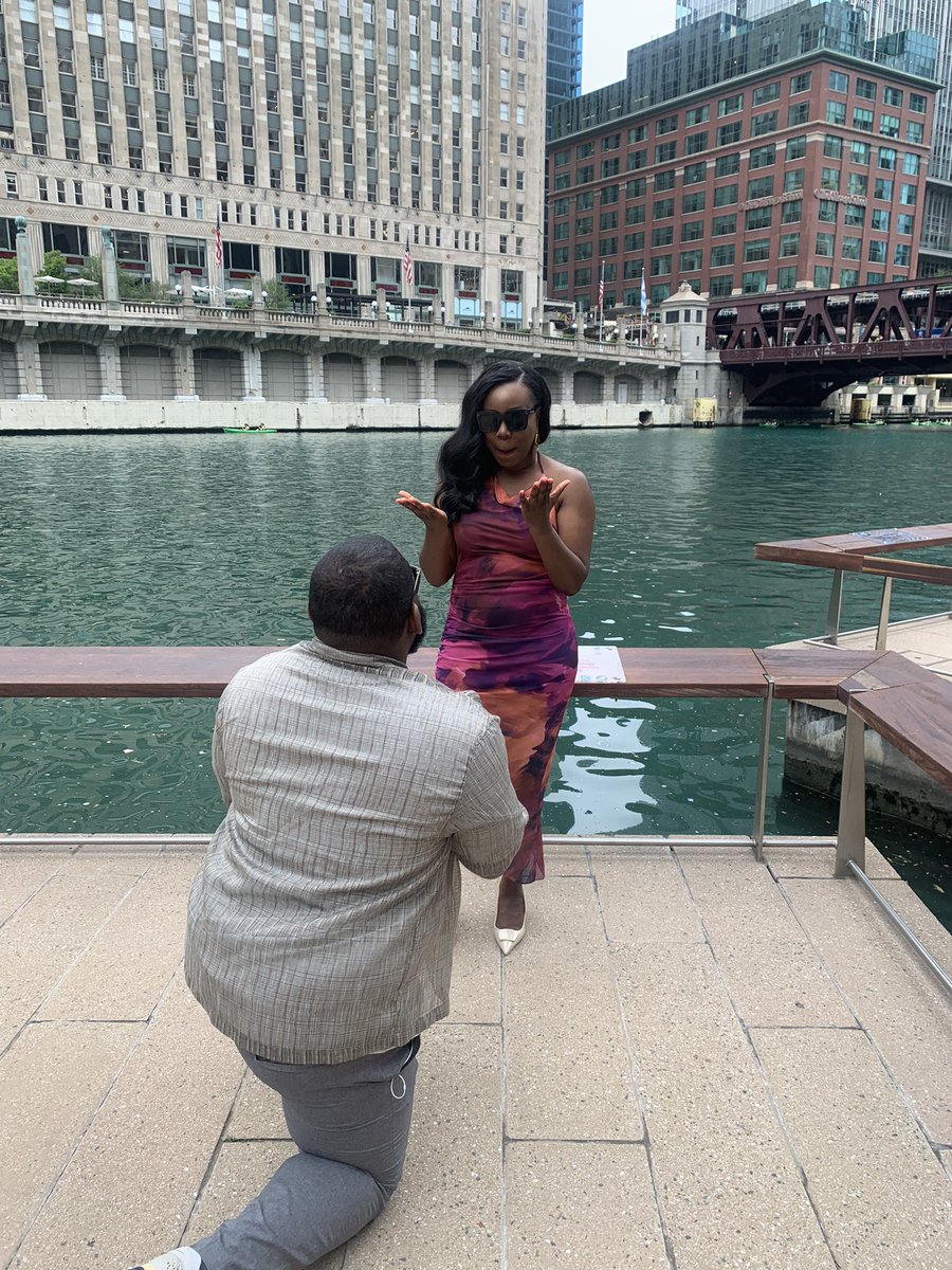 JamarRoberts23's tweet photo. Balloons on my page! 

A ring on her finger!

Love in my heart! 

WE ARE ON THE ROAD TO ROBERTS! https://t.co/IpesvmOC5k