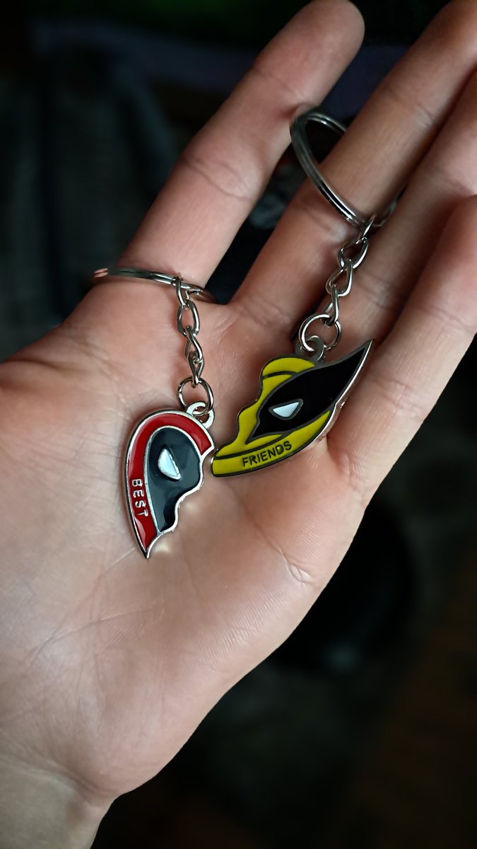 MarvelStudiosTr's tweet photo. Deadpool&amp;Wolverine kolyesinin mükemmelliği 🤩

Linki: https://t.co/5N8M4cehHQ https://t.co/MkNqgjrIQb