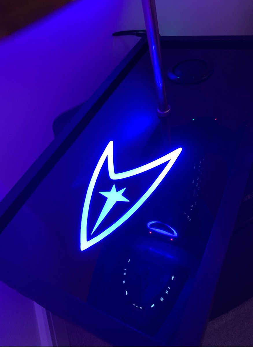 aldershipyards's tweet photo. Enjoying prodigy! But making me want to build another Voyager 🤩 #startrek #startrekvoyager #StarTrekProdigy #starship #startrekmodel https://t.co/xA4kf48oAD