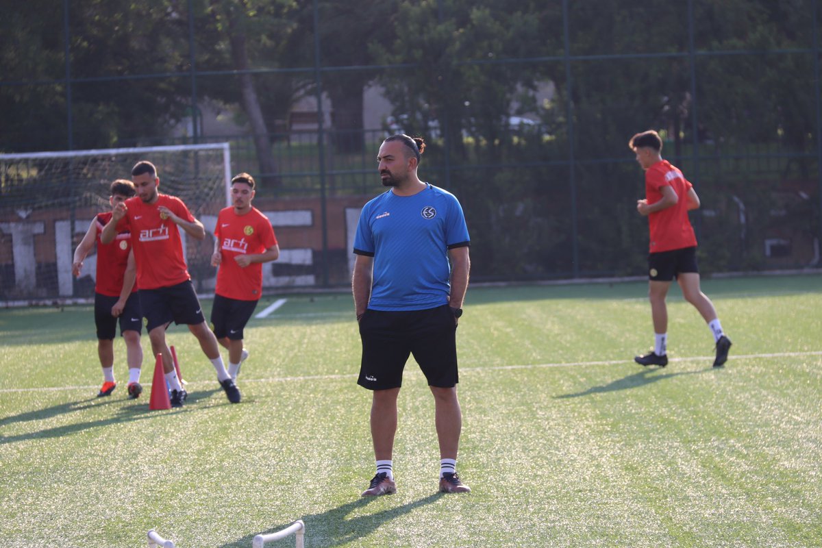 Eskişehirspor Altyapı tweet media