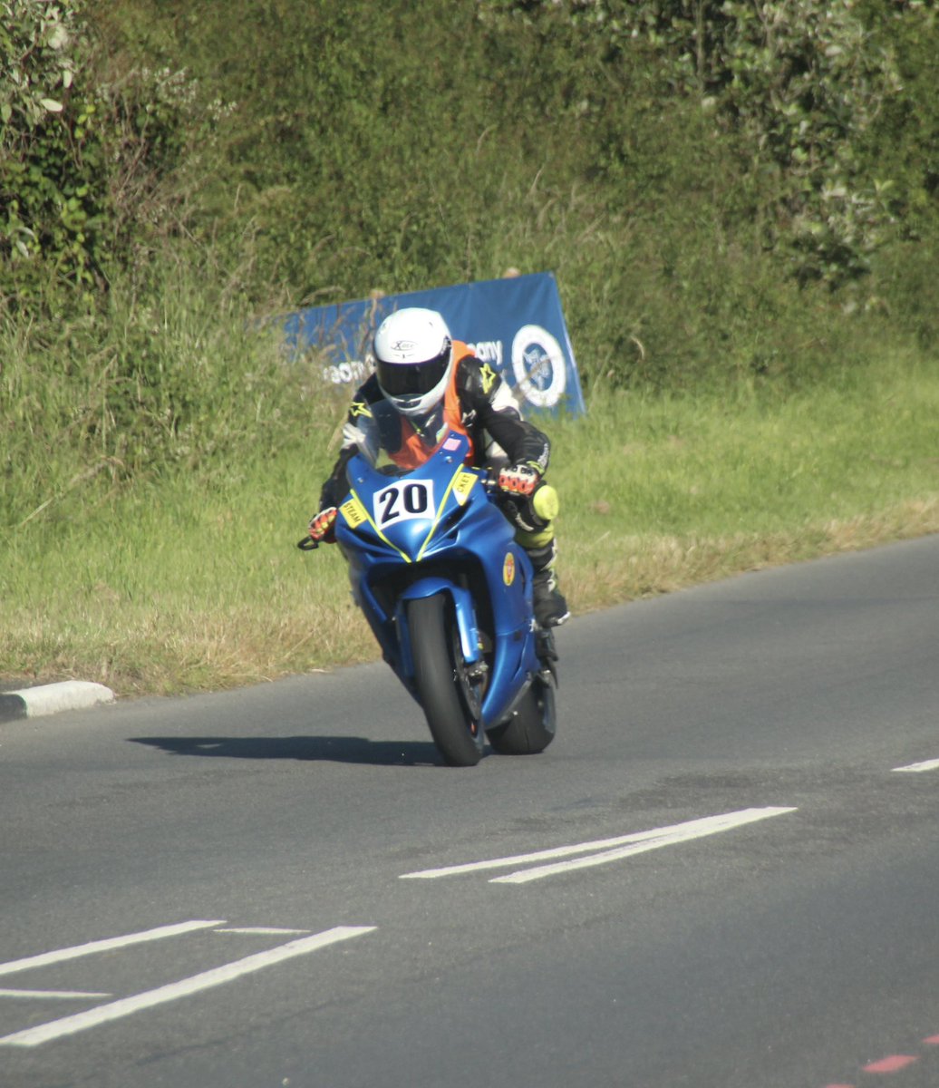 queenkwak's tweet photo. @S100isleofman @davekneen @CallumStaley @Jim_Hunter_MGP 
I’m very much a snapper with gear I’m gradually learning but these were taken last night and I’m quite pleased with some of them.  Not a patch on the pros! https://t.co/I0QGVCn35A