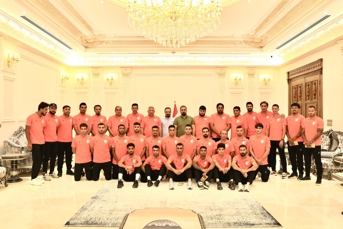 mediaofspeaker's tweet photo. في إطار رعايته للحركة الرياضية في محافظة الأنبار رئيس لجنة النفط والغاز والقيادي في حزب تقدم الشيخ @HaibetHamad يُكرم نادي الكرمة الرياضي بمناسبة فوزه وتأهله إلى دوري نجوم العراق، بحضور رئيس النادي مثنى ريكان الحلبوسي، مؤكدًا تبنيه ودعمه للحركة الرياضية في عموم محافظة الأنبار. https://t.co/umKePJPdx9
