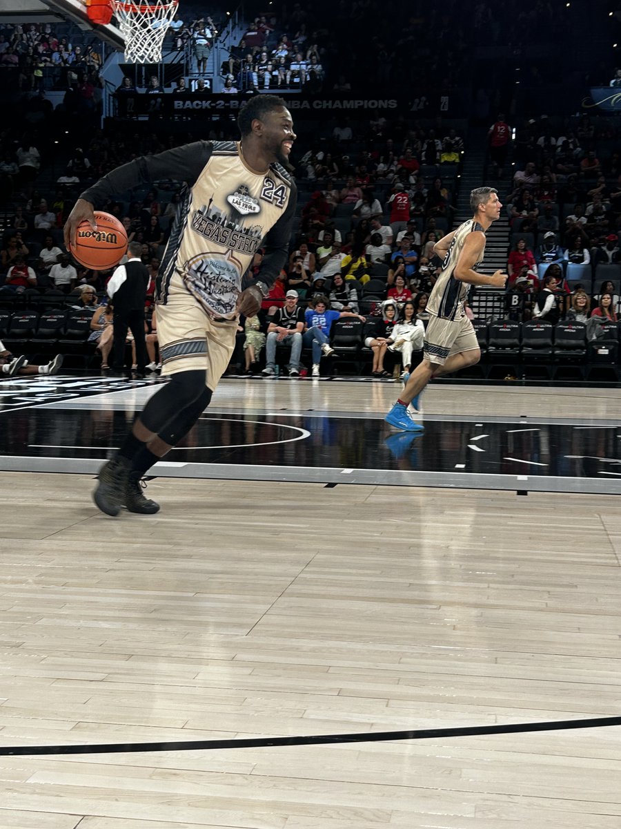 LVMPD's tweet photo. HALFTIME GAME!
Our LVMPD team took on @lasvegasFD in a halftime showdown at the @LVAces home game on July 4.
The LVMPD team came out on top, 12-10. This was a 7 minute game, but the main game will be sometime in the fall!
#BattleOfTheBadges #LVMPD #FireVsPolice https://t.co/YS9tVLqYAi