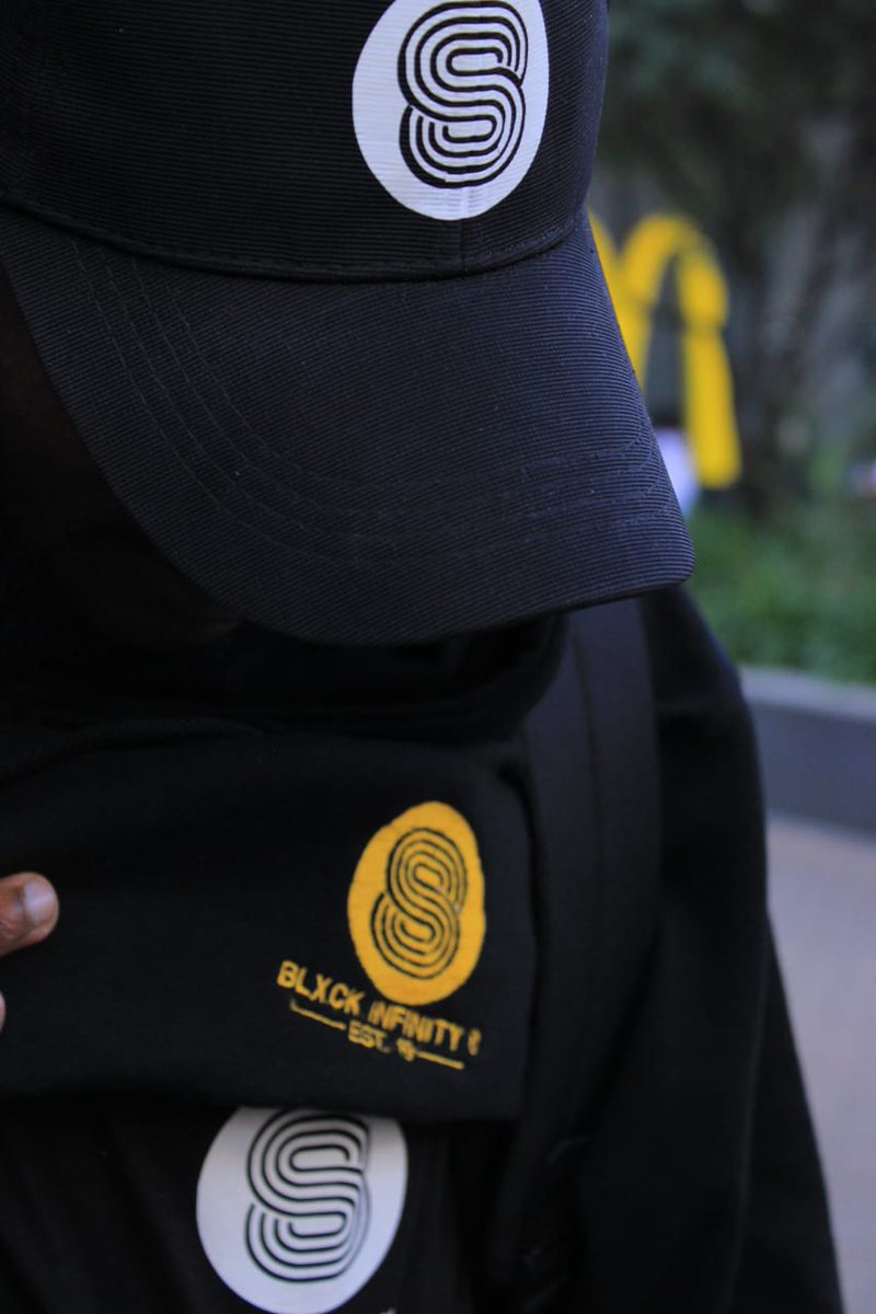 8Blackinfinity's tweet photo. The set🔥👌
#Black8 
#streetstyle https://t.co/3yDOwzYCNf