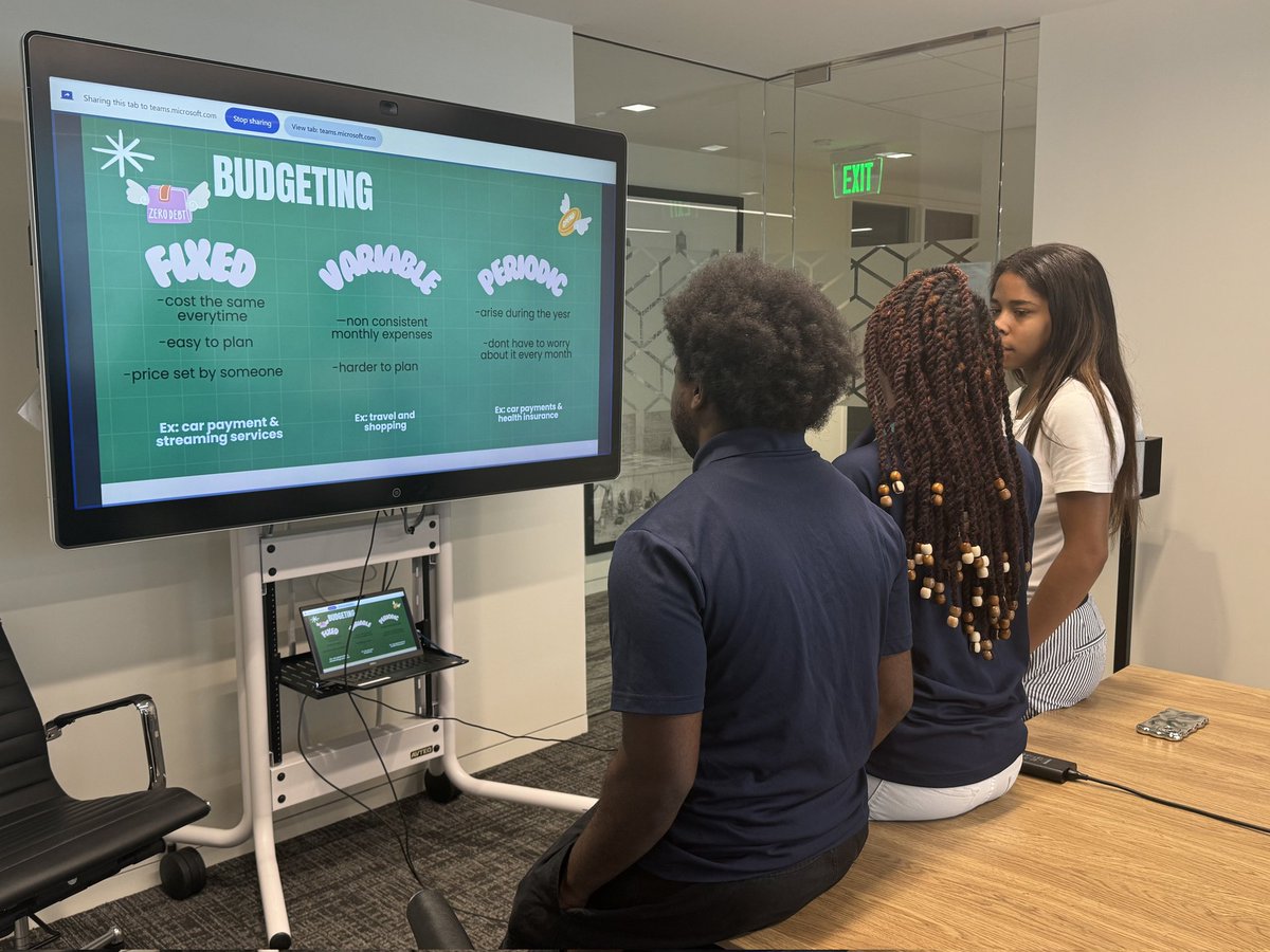 budget_bosses tweet media