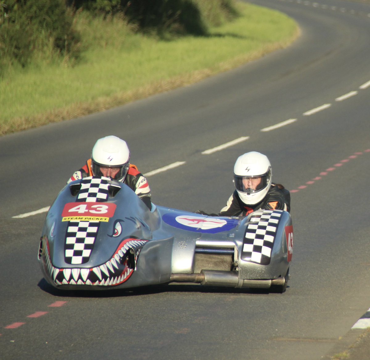 queenkwak's tweet photo. @S100isleofman https://t.co/SfJpf33OWx
