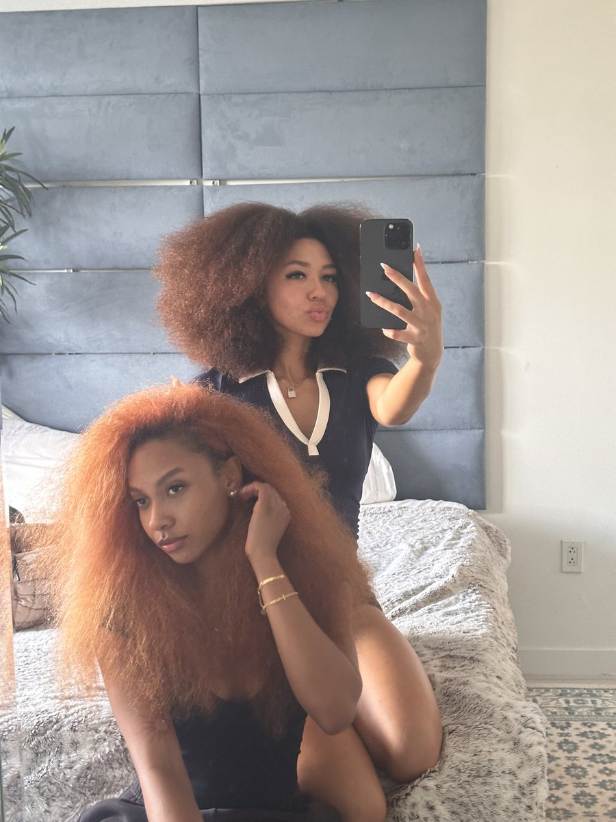 loveebriannaa's tweet photo. me n my sis got our hair done https://t.co/5Pwco3Ucud