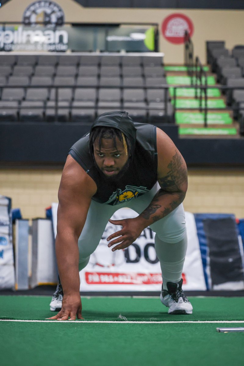 _IsaiahLewis's tweet photo. Rookie season✅ 
DL of the year✅
1st team all defense✅ 
AAL2 champion✅ 
AGTG🙏🏽💯 just getting started https://t.co/lGmPQAL2Gx