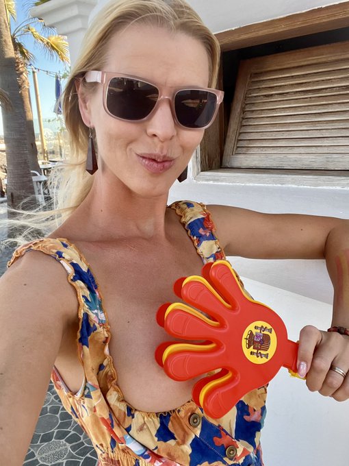 Go Spain! Go! https://t.co/FLlwzy460q<a href="/tag/croatia"class="tags"><span>#croatia</span></a><a href="/tag/umag"class="tags"><span>#umag</span></a>