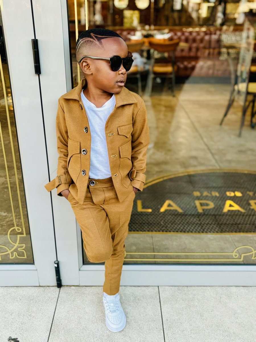 🎩LekkerStylist👔👞 tweet media