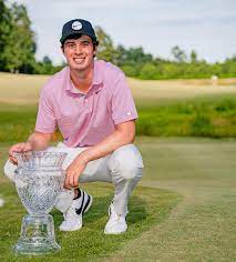 HoleInOneMag tweet picture