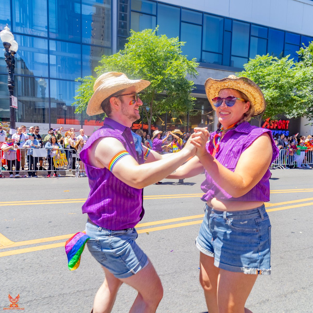 2ndCityOutlaws's tweet photo. @ChiLoopAlliance #SundaysOnState THIS SUN July 14th!
2PM on Block C - Between Washington & Madison teaching fun & easy line dance lessons!
3:30 PM at the @ChicagoPlays stage in front of Macy's for our full performance & more lessons!
UNIFORMS PROVIDED BY @Alcalas_Western https://t.co/8dmKk2klty