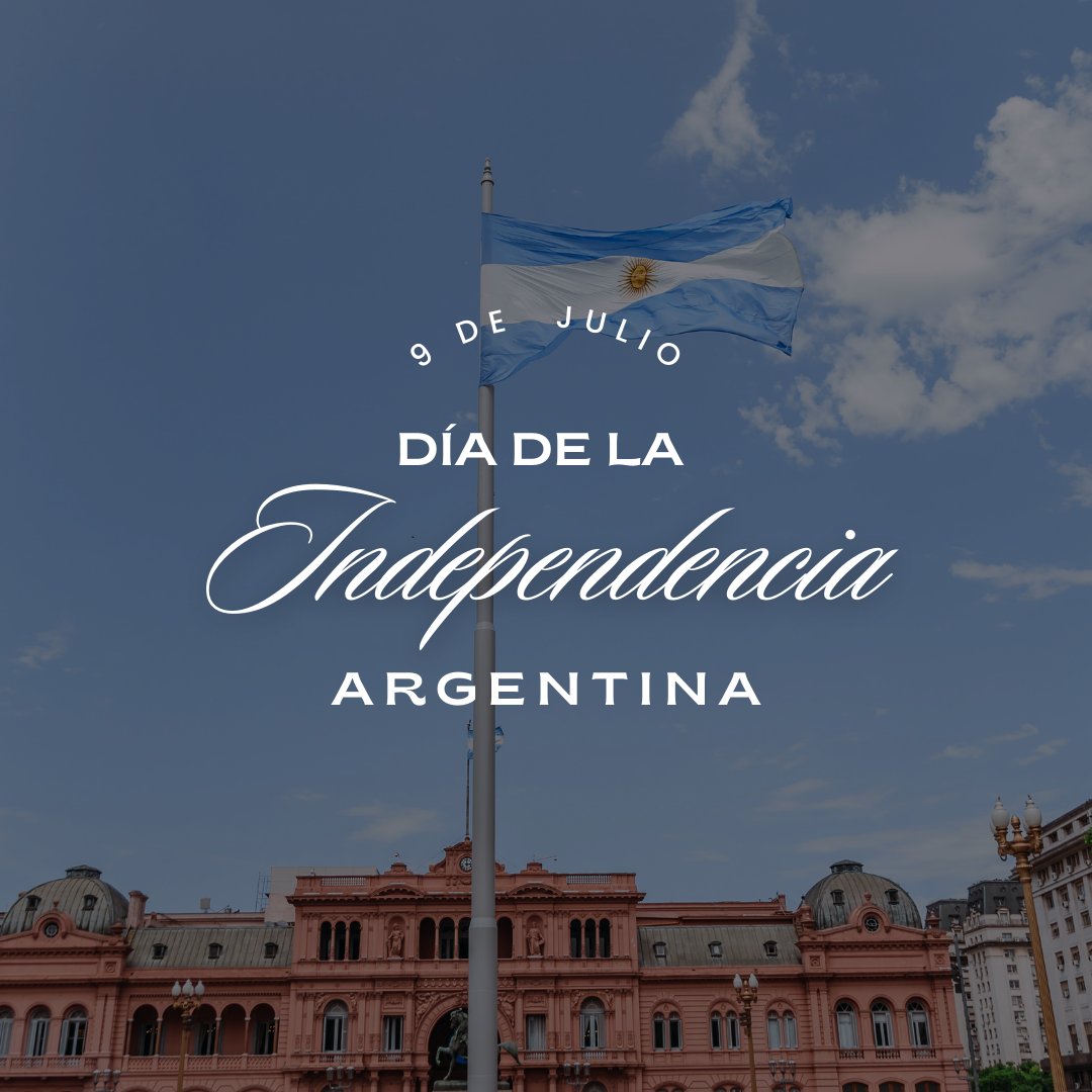 What better way to celebrate Argentina than to watch a soccer game? Today, Argentina faces Canada  in the Copa America semifinals!
#copaamerica #messi #argentina #argentinaindependenceday #diadelaindependenciaargentina #puertolaboca