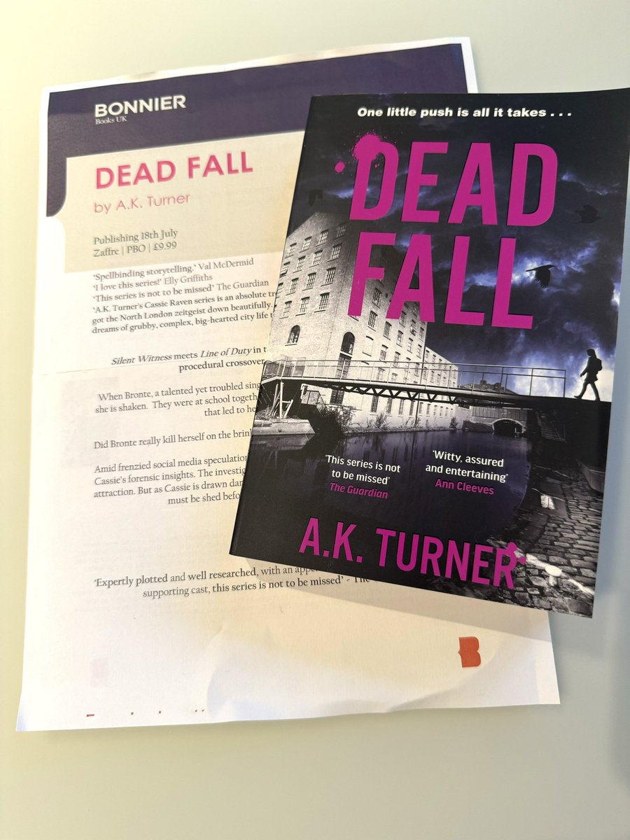 ElizabethCurrie's tweet image. Surprise book post is even better when it is the latest in a series you love! Thank you @ReadByBeth_ @ZaffreBooks  for my copy of #DeadFall by @AKTurnerauthor, out on 18th July.