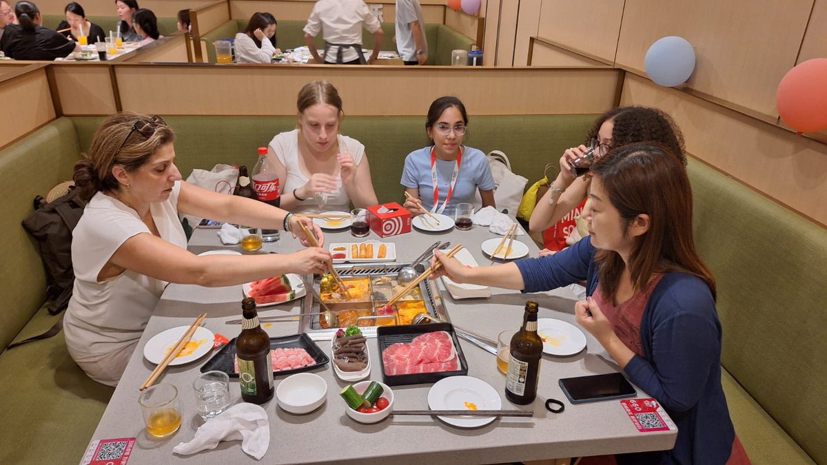 WappingHigh's tweet photo. Our learners enjoying some fantastic cuisine in China! #wappinghigh #findyourpassion #turingscheme https://t.co/AatpQndsCV
