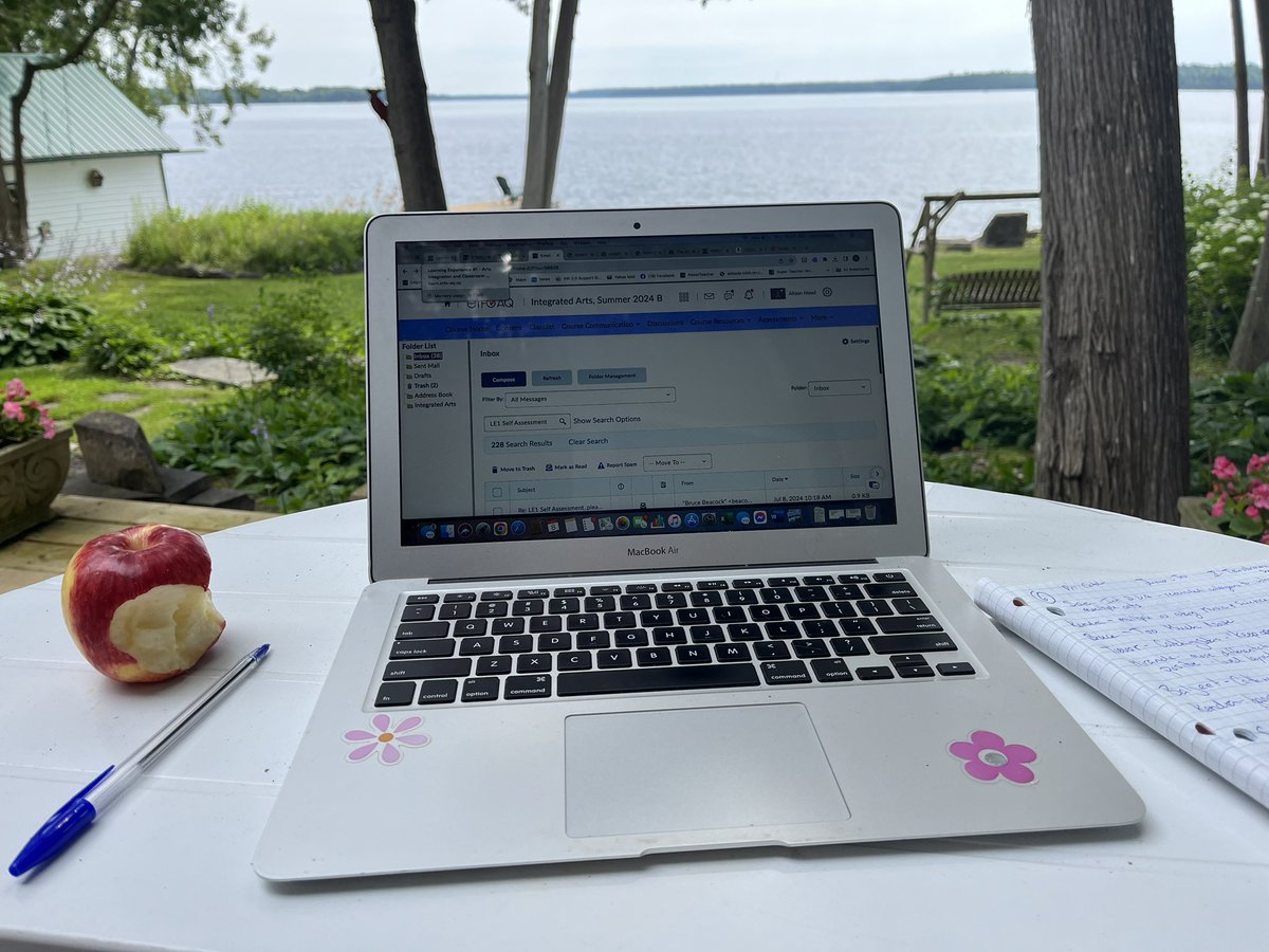 Alison Hood tweet media