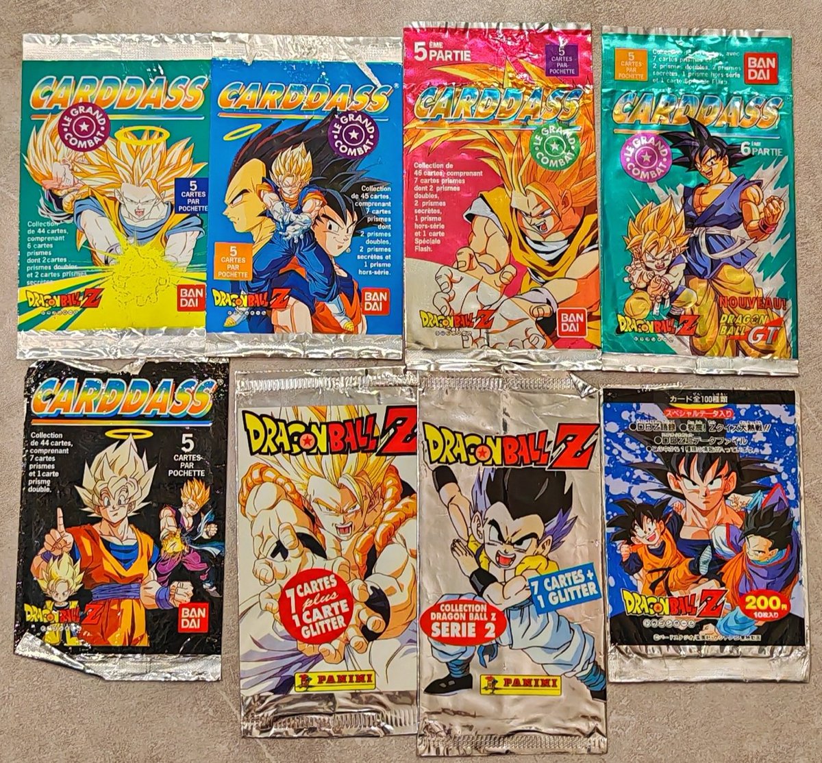vidok_twit's tweet image. J'ai conservé mes paquets de cartes, Cardass et à collectionner ! 😄

C'était l'une des activités de la cours de récréation : les échanges. Qu'est-ce que j'ai pu en faire... 😅
#DragonBallZ #Cardass