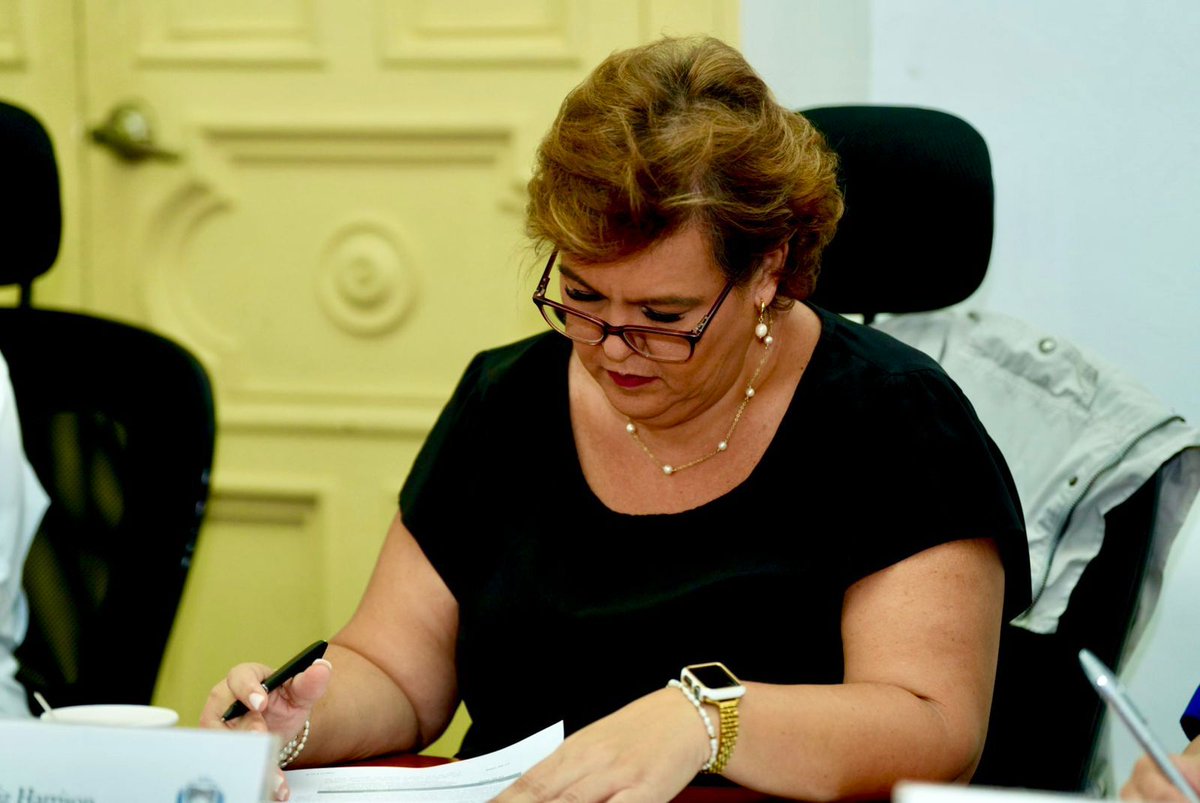 Bea.harrison tweet media