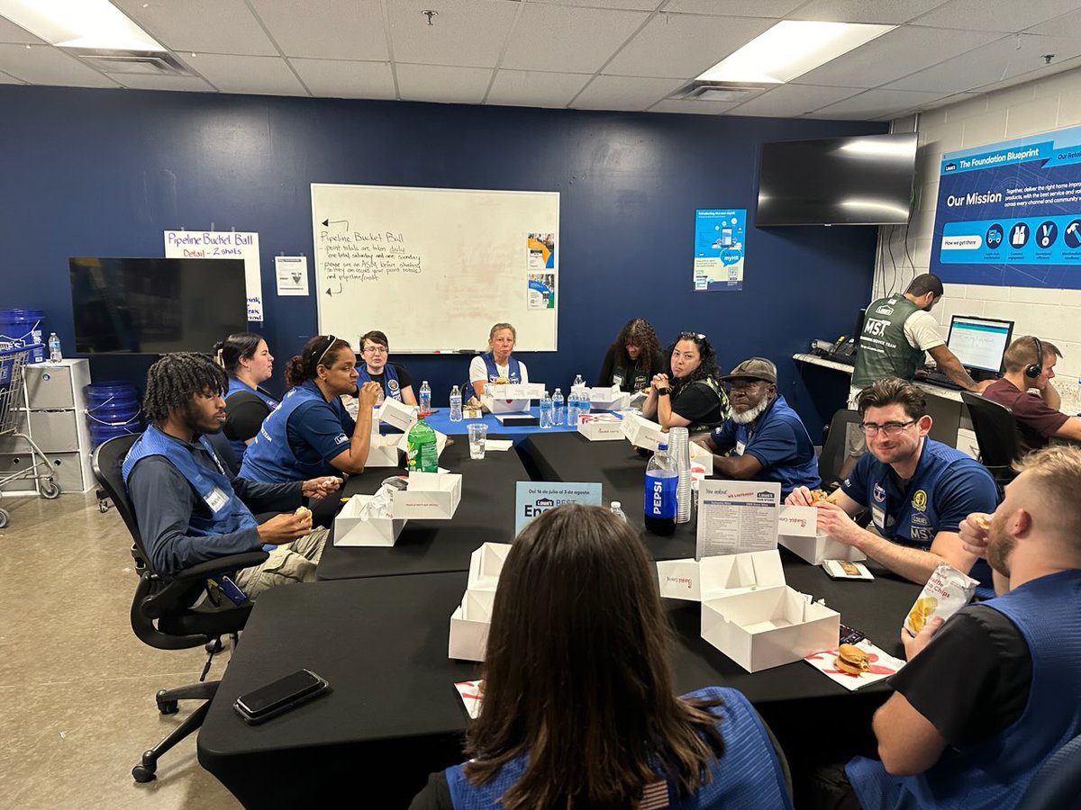 MST appreciation Lunch. They asked for it and they got it. Best team anyone can ask for #R1MSTROCKS <a href="/GeoffLambert77/">Geoff Lambert 🄶 🄵 ²</a> <a href="/TerryWest1909/">Terry West</a> <a href="/finchamMST1290/">Jody Fincham</a> <a href="/ShuellWilliam/">William Shuell</a> @meronH1290 <a href="/BenitoKomadina/">Benito.Komadina@Lowes</a>