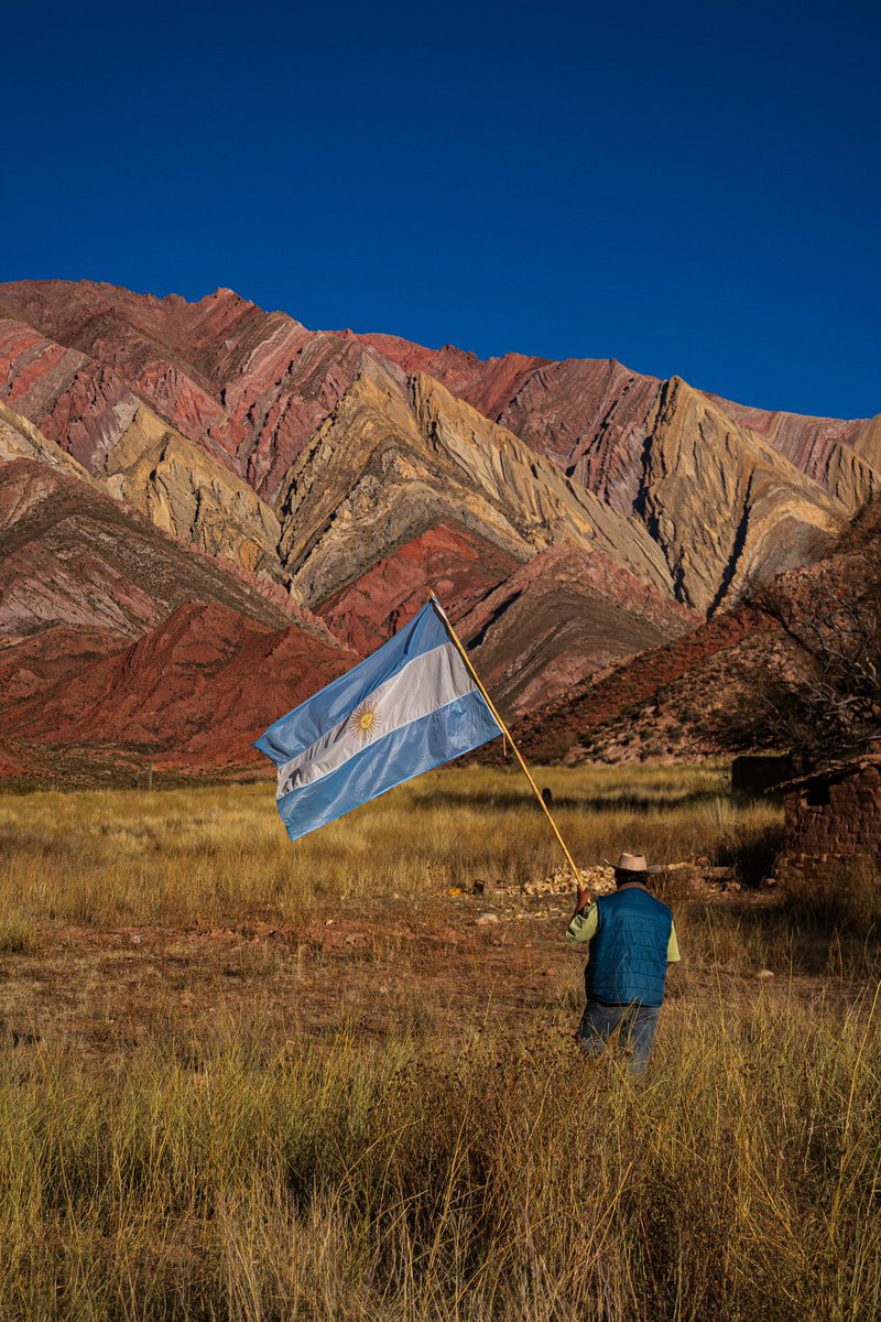 eldiablocharly's tweet photo. 9 de Julio - Día de la Independencia 

#argentina #bandera #IndependenciaArgentina https://t.co/pUMLeyeN56