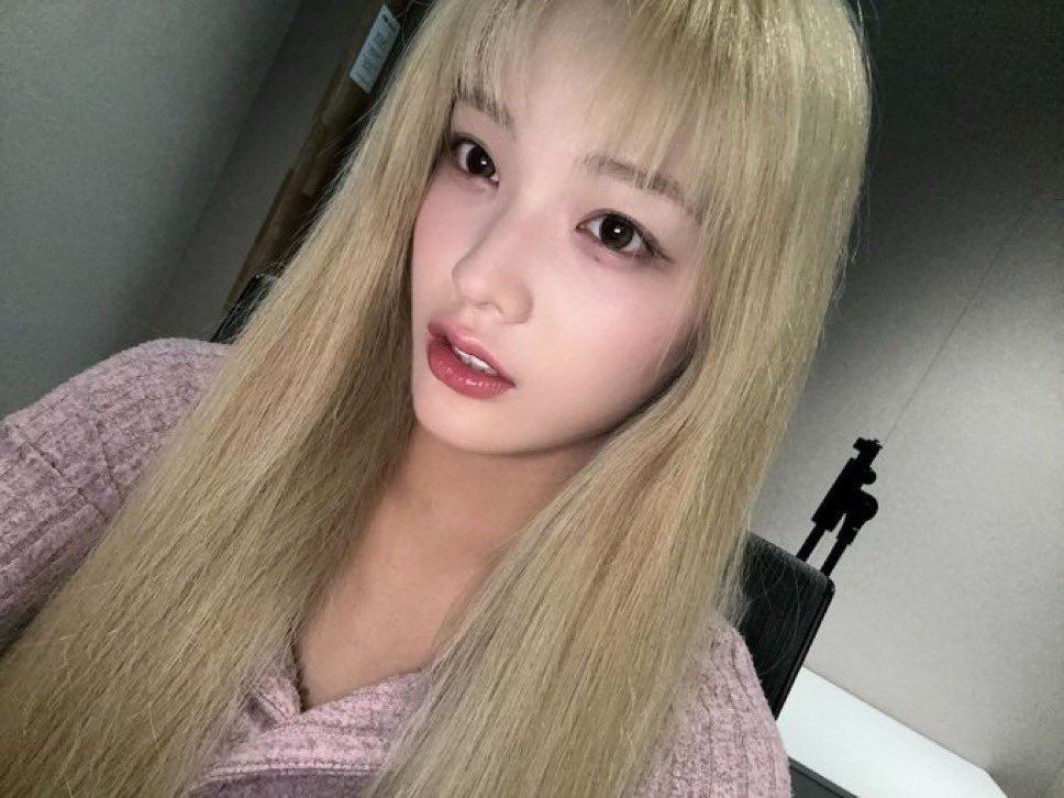 🧎🏻‍♀️🙏🏻