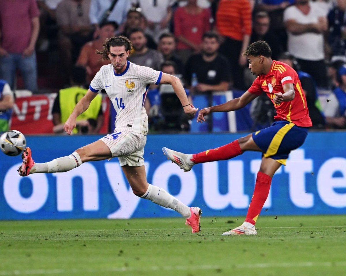 Mancuer91's tweet photo. Que cerquita lo vio Rabiot https://t.co/dpk4UdR4KO