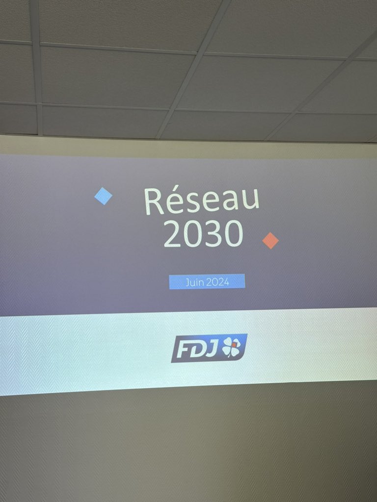 AlainSauvage1's tweet photo. Ce matin réunion à la FDJ de Reims avec les membres du bureau et les présidents de la fédération Est ainsi que leurs collègues, les représentants de culture presse pour la présentation de l’omnicanalité, animée par la FDJ Mme Bastien Mr Dominique Bouchy et Mr François Grenier https://t.co/RlAEALvWTj