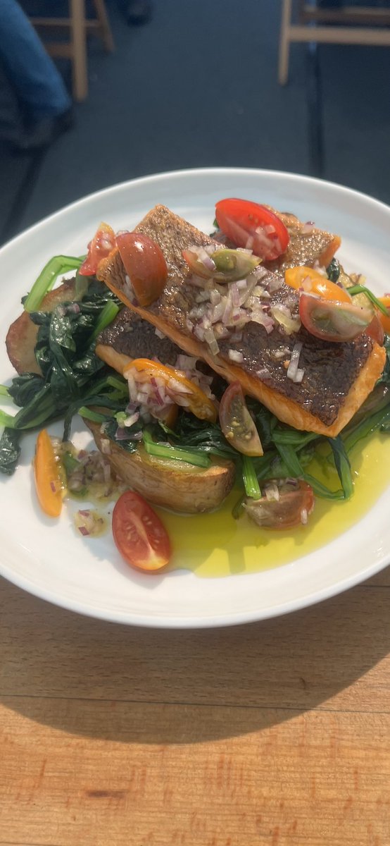 stephaniejmoon's tweet photo. Some stunning food today @greatyorkshow @provinnshotels @Jakejoneschef @sprouthunter @farmercopley first day of #gamecookery #GreatYorkshireShow https://t.co/lDw37o7TKy