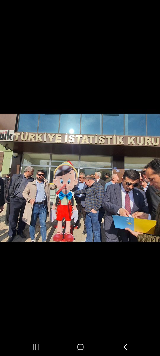 Canberk ŞEN (@canberk_10) on Twitter photo Tüik’e göre son fiyatlar❗️
Uzman doktor muayenesi 34 lira. 
Yurt ücreti 457 lira. 
Kira 5.845 lira. 
Beyaz peynir 147 lira. 
Yumurta 2.5 lira... 
Kira bedeli 5845 TL
EY TÜİK BELİRLEDİĞİN FİYATLAR HANGİ İSLETMELERDE AÇIKLA!
AKSİ HALDE TÜİKİN ADI YALANDAN BURNU UZAMIŞ TÜİKYODUR Tüik’e göre son fiyatlar❗️
Uzman doktor muayenesi 34 lira. 
Yurt ücreti 457 lira. 
Kira 5.845 lira. 
Beyaz peynir 147 lira. 
Yumurta 2.5 lira... 
Kira bedeli 5845 TL
EY TÜİK BELİRLEDİĞİN FİYATLAR HANGİ İSLETMELERDE AÇIKLA!
AKSİ HALDE TÜİKİN ADI YALANDAN BURNU UZAMIŞ TÜİKYODUR