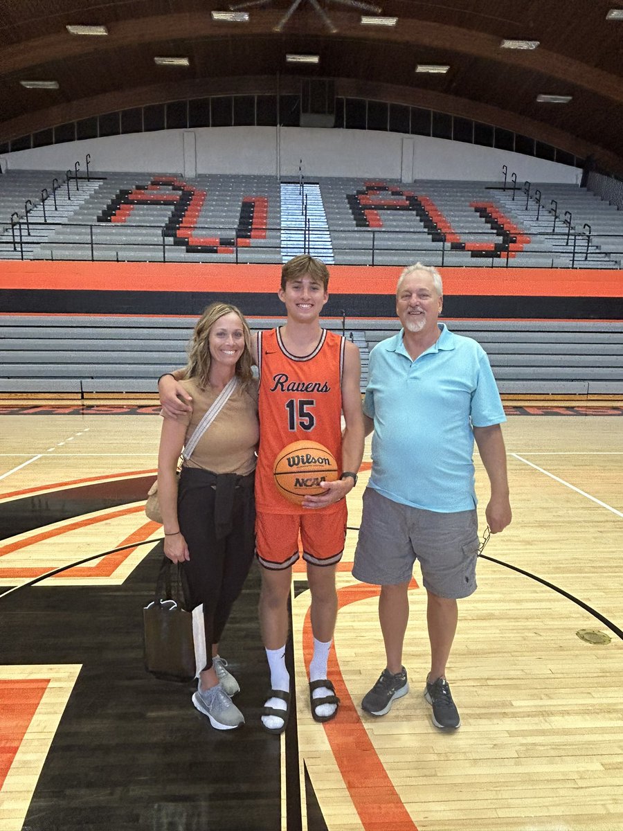 Thank you to <a href="/CC__22/">Carter Collins</a> and <a href="/CoachKnightmare/">Dijon Knight</a> for the great visit! I had a fun time learning about Anderson University!