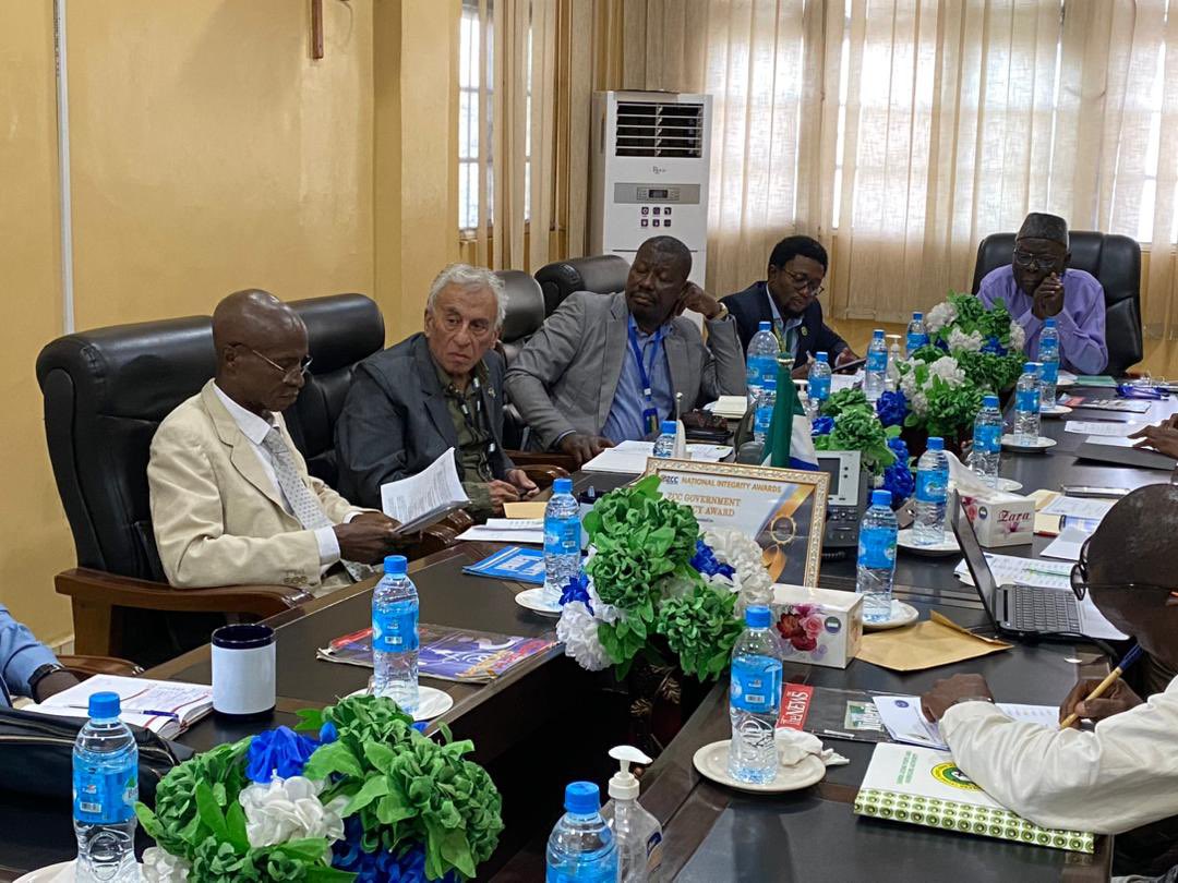 mmgeorgeSL's tweet photo. The Board of Directors of #SLPHA held its #first meeting (induction) today after the enactment of the #SLPHA Act, 2023.
The MTA @FANDAYTURAY emphasized the role of the Board in the competitive maritime world and pleaded with them to be steadfast in providing strategic leadership and direction to the Mgt of SLPHA.
@FANDAYTURAY
@yankubamcie
@dsengeh
#SaloneX