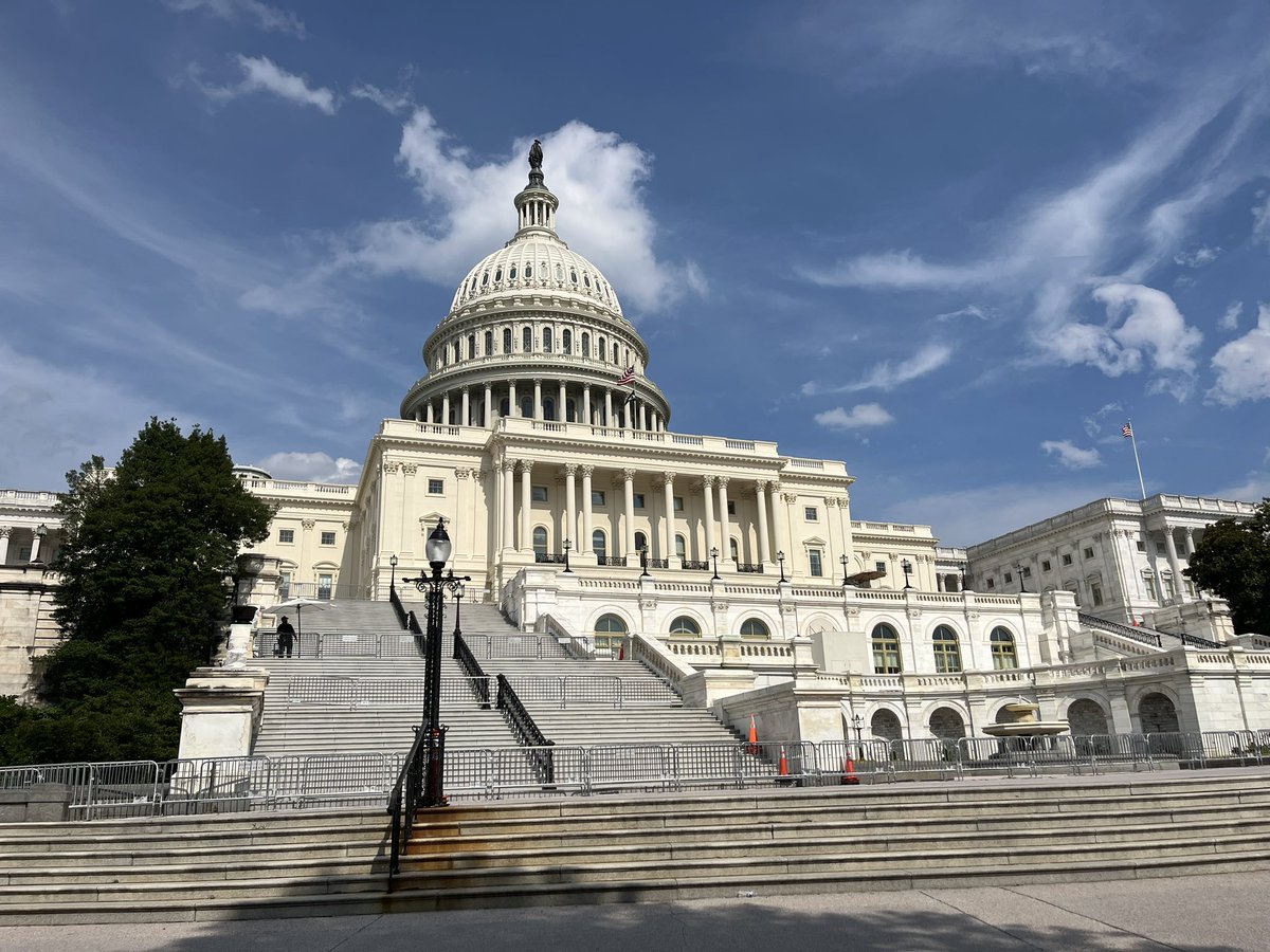 McBurg Supt tweet media