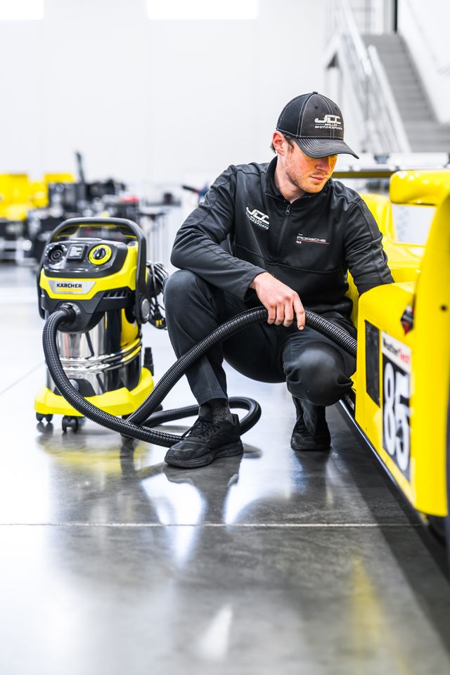 JDCMotorSports's tweet photo. Shop vacs are not only great for cleaning your floorboards, but helpful around the garage for the occasional "oops". Ours gets plenty of use after a race. Get yours at 20% off when you visit
https://t.co/bP3tzAmjF2
#Karcher
#WhenCleanMattersMost
#MakesADifference
#BringBackTheWow https://t.co/gs9CBBL3Df