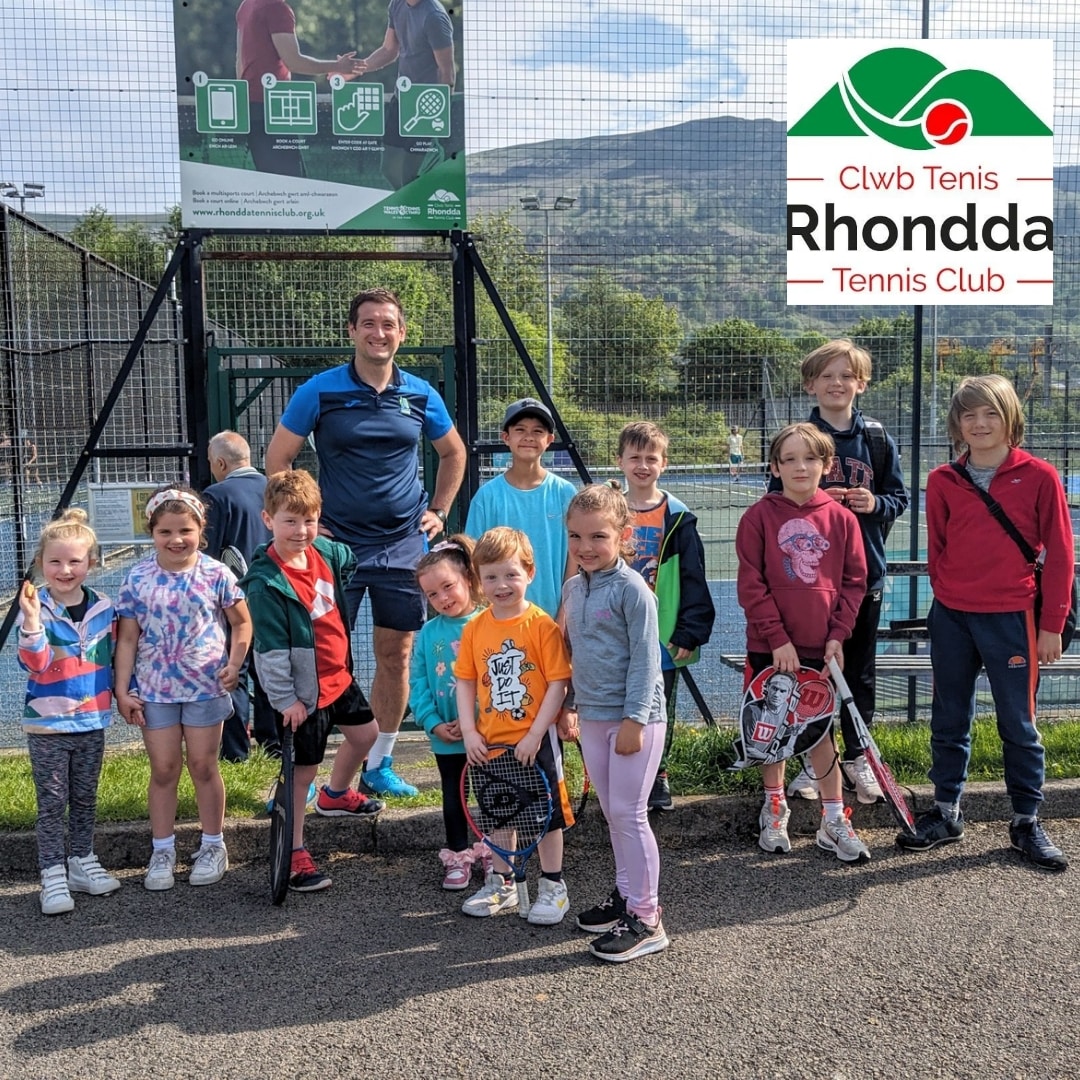 We've got #Wimbledon fever at Rhondda Tennis Club 🎾

🎾 Tennis for Free every Sat through the summer
🎾 Cafe open every weekend
🎾 Pay &amp; Play court booking plus membership options available
🎾 Junior / Adult Coaching
🎾 Club Nights &amp; Team Tennis

clubspark.lta.org.uk/RhonddaLTC