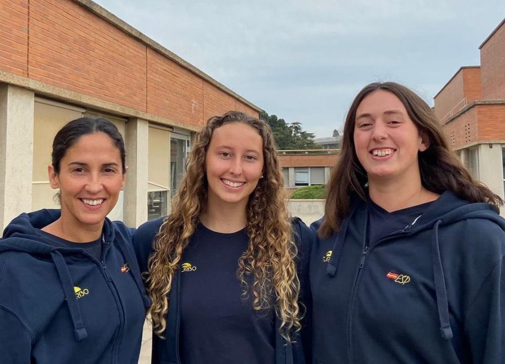 Les jugadores de l’absolut femení 🤽‍♀️Pili Peña, 🤽‍♀️Paula Camus i 🤽‍♀️Isa Piralkova, convocades amb la selecció 🇪🇸Espanyola🇪🇸 per disputar els JJOO de 🇫🇷 París  2024🇫🇷

‼️Moltes felicitats Noies‼️

#Terrassa
#Waterpolo
#MareaRoja⚪️🔴
