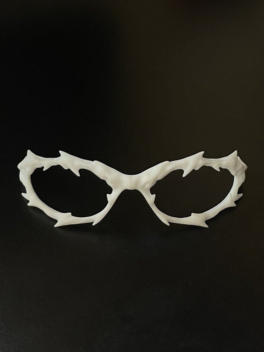 The first working prototype of my glasses
3D printing🗡🐉☠️🖤