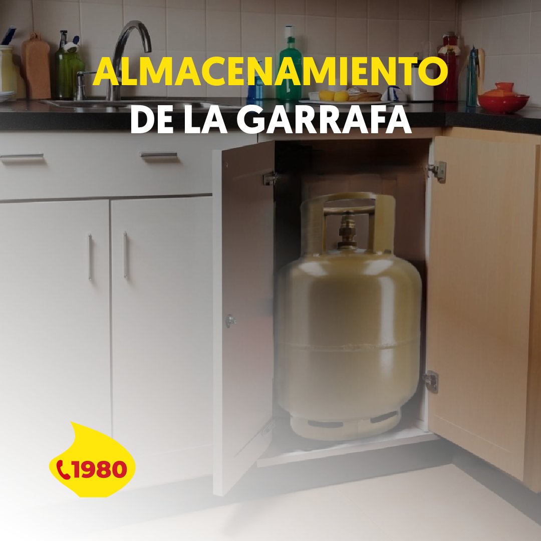 ¡Tu seguridad es lo primero!

1️⃣Usá siempre la garrafa en posición vertical.  No la inclines ni la pongas en posición horizontal. ⬆️⁣
⁣
2️⃣Guardá tu garrafa en un lugar ventilado y bajo techo, lejos de fuentes de calor. Evitá que quede expuesta al sol, la lluvia o el frío. 🌤️
