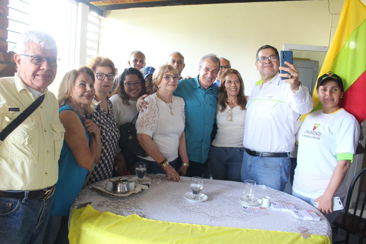 BiagioPilieri's tweet photo. Reunido con el equipo regional de #Convergencia del estado #Tachira 🇱🇹 conversando sobre la organización; en cada mesa del país tendremos testigos cuidando los votos del cambio este 28 de julio 👏👏

El ambiente de unidad, esperanza y triunfo se siente en cada rincón, estamos convencidos que en #Tachira y #Venezuela vamos a ganar con nuestro candidato unitario @EdmundoGU y la líder @MariaCorinaYA