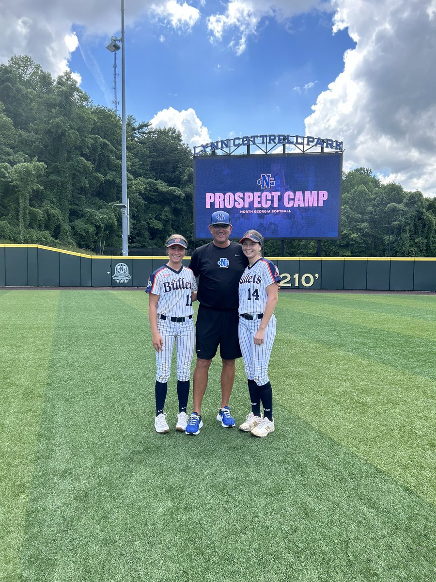 Had a great time at <a href="/UNGSoftball/">UNG Softball</a> Prospect Camp today! Thank you <a href="/MikeDavo17/">MIKE DAVENPORT</a> for putting on a fantastic camp! <a href="/KelleyEc/">AP Kelley</a> <a href="/EastCobbBullets/">EC Bullets Fastpitch</a>