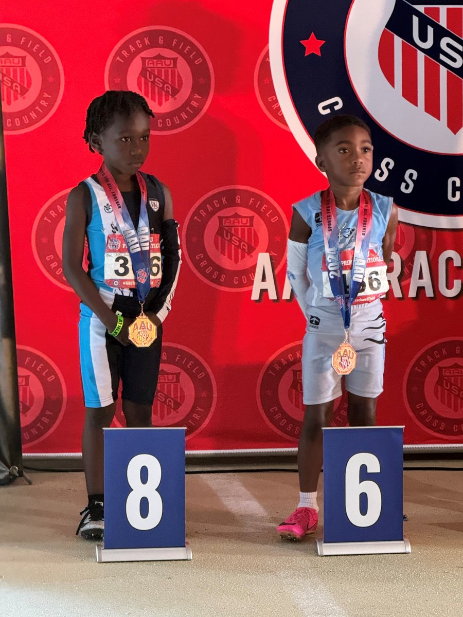 JaxPAL Road Runners first medal winners at the AAU Primary Championships at UNF. Sir Terrance Holmes medaled in the Long Jump. Congratulations Sir Terrance! Others receiving medals are Sade Holmes 2nd in racewalk and Chloe Reed 4th in the racewalk.